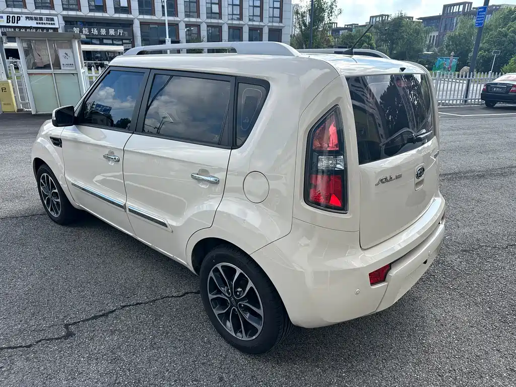 Kia Soul — миниатюра 9