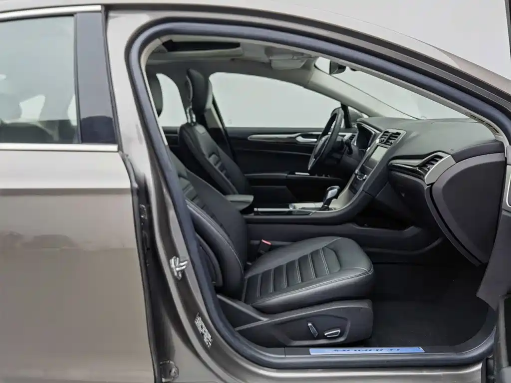 Ford Mondeo — миниатюра 23