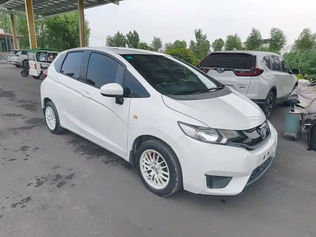 Honda Fit — миниатюра 4