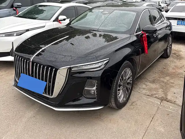 RED FLAG HONGQI H5 2023