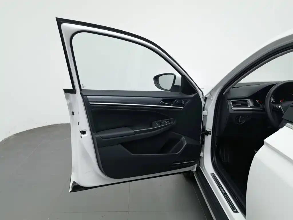 Volkswagen C-Trek — миниатюра 8