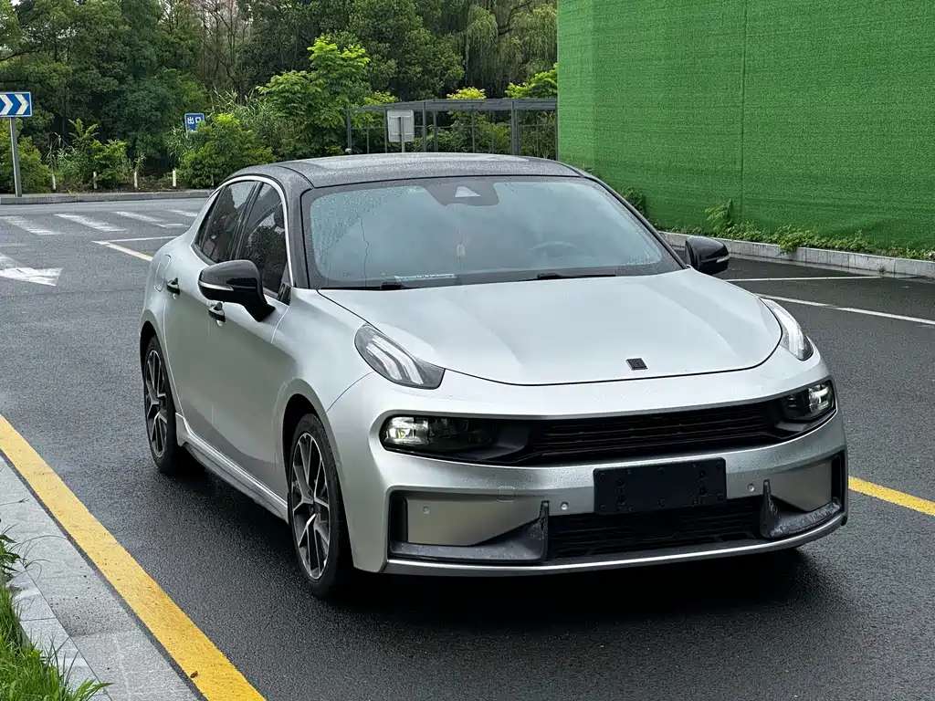 Lynk & Co 03 — миниатюра 3