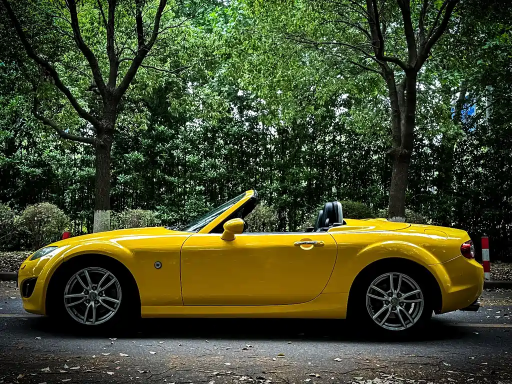 Mazda MX-5 2009 2.0