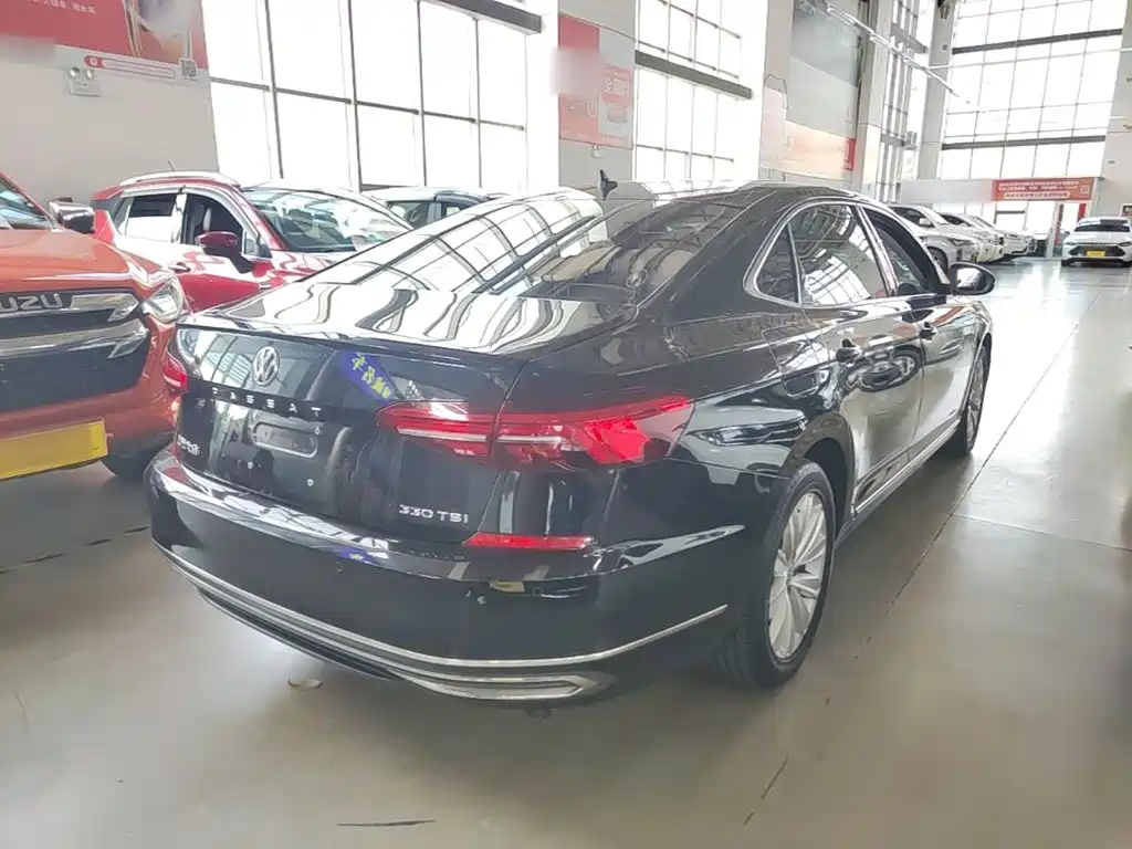 Volkswagen Passat — миниатюра 7