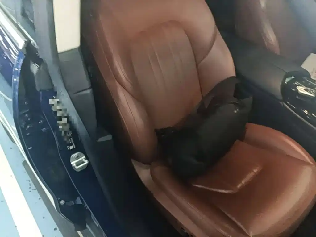 Maserati Levante — миниатюра 25