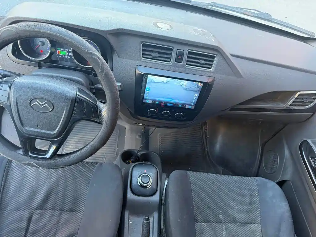 Geely Shuailing — миниатюра 10