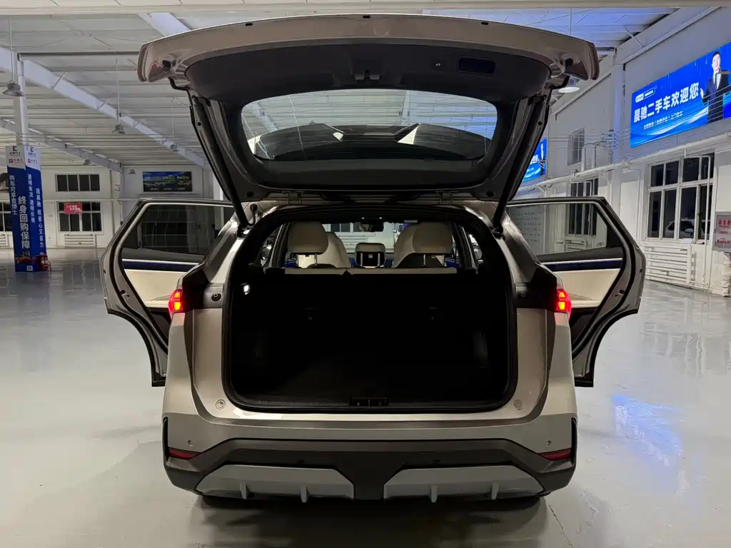 GEELY GALAXY GALAXY L7