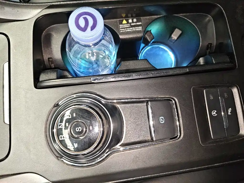 Ford Mondeo — миниатюра 14