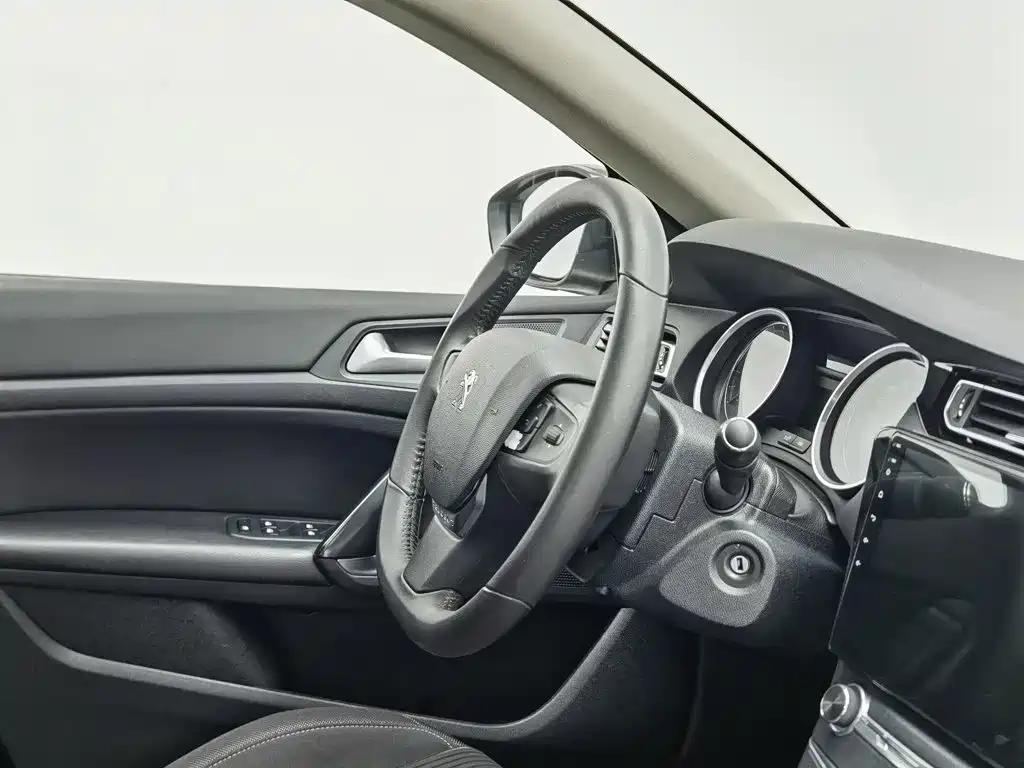 Peugeot 408 — миниатюра 22