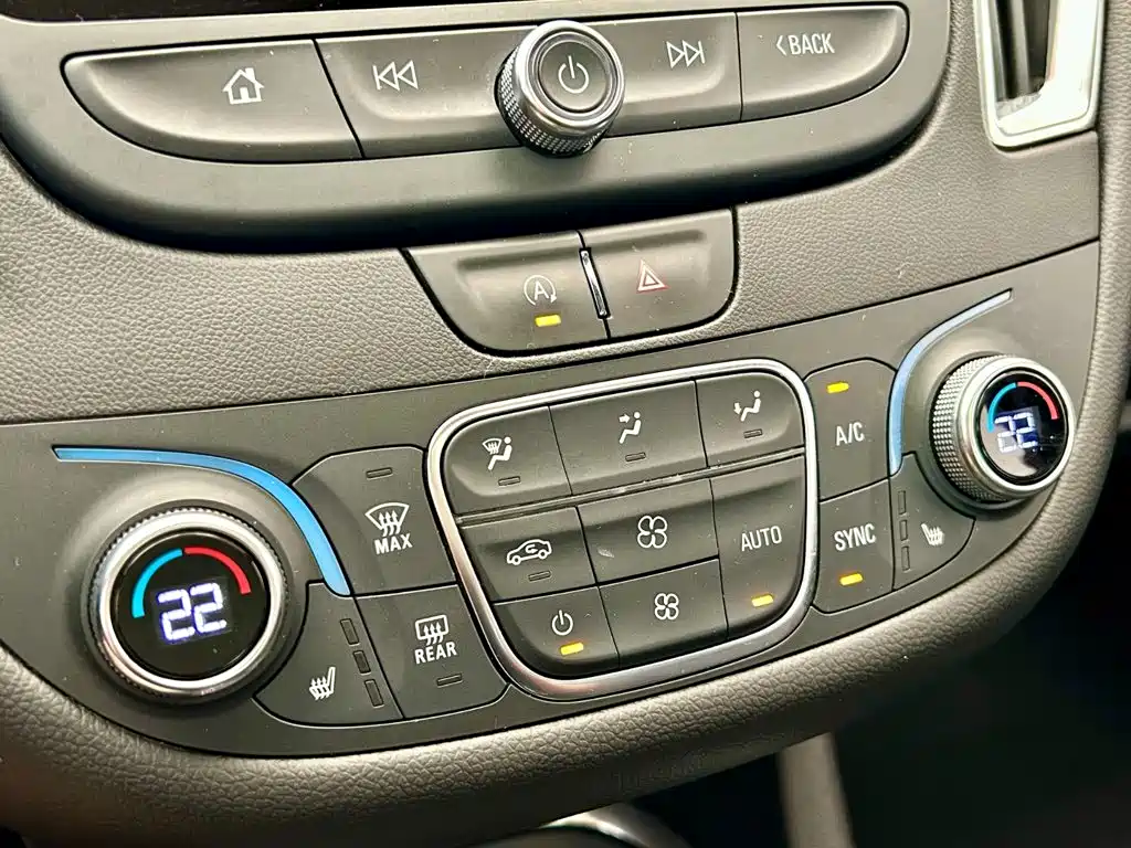 Chevrolet Malibu XL — миниатюра 11