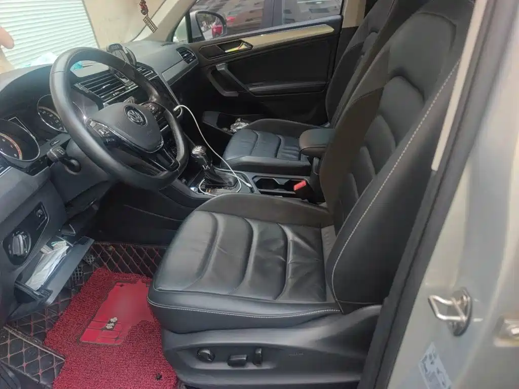 Volkswagen Tiguan L — миниатюра 11