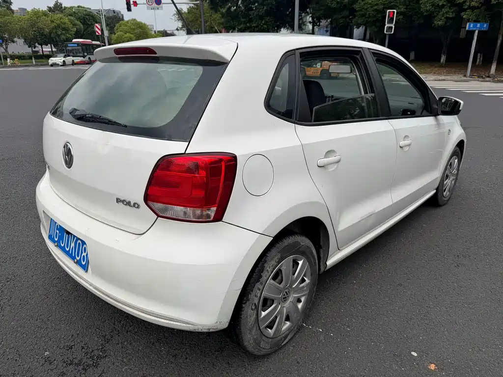 Volkswagen Polo — миниатюра 7