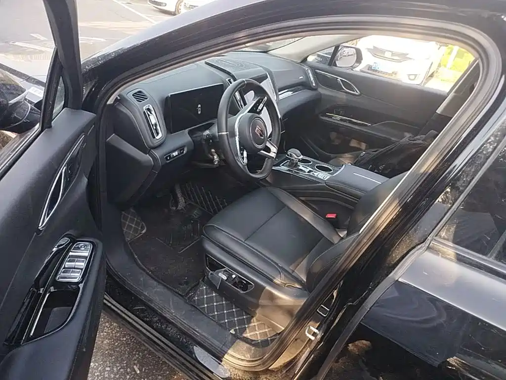 Hongqi Hongqi HS3 PHEV — миниатюра 16