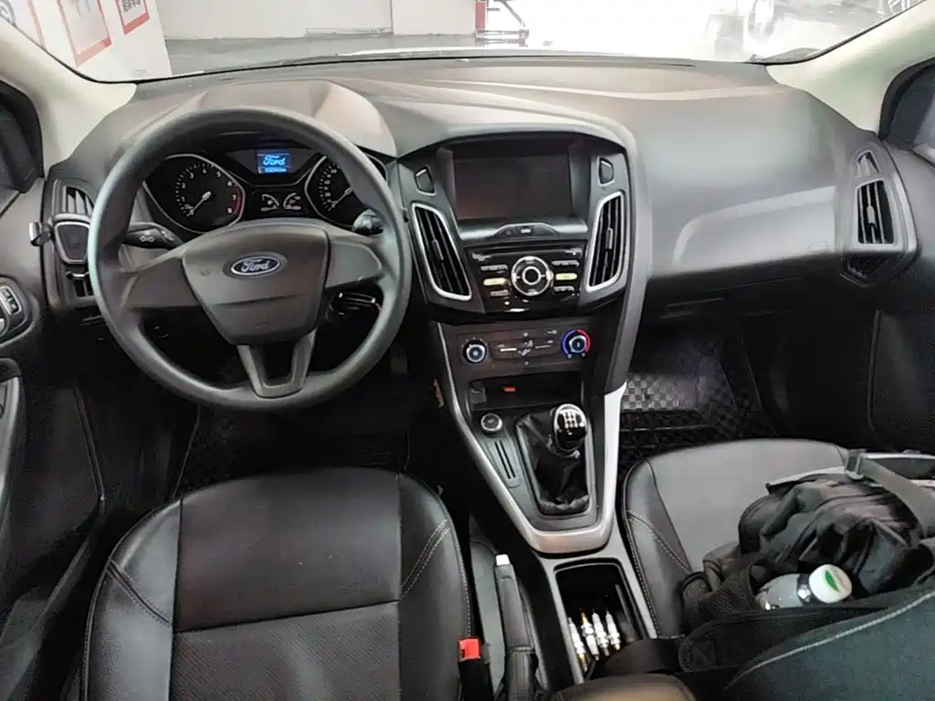Ford Focus — миниатюра 14