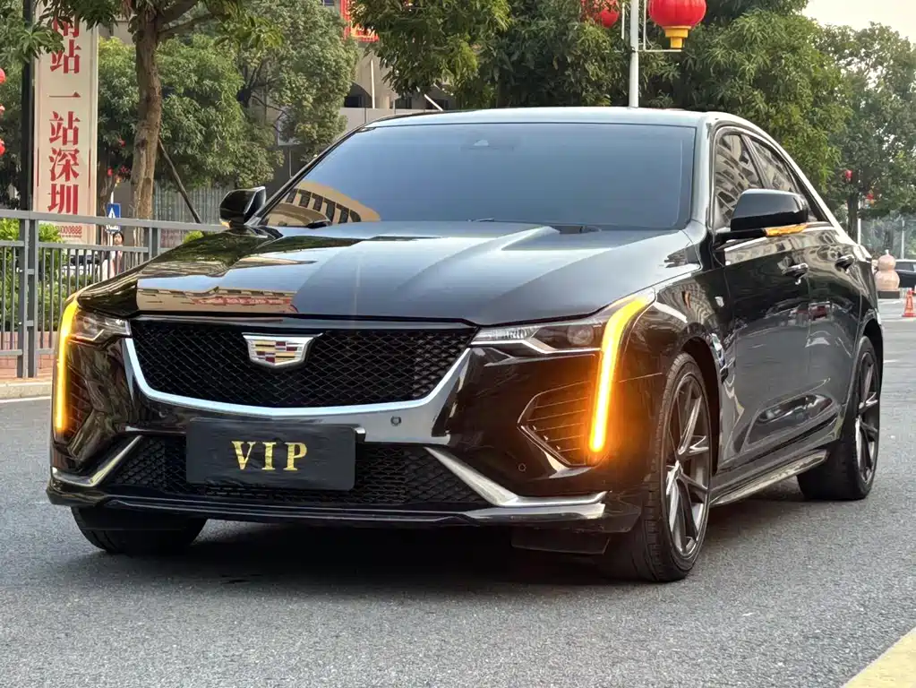 Cadillac CT4 2022