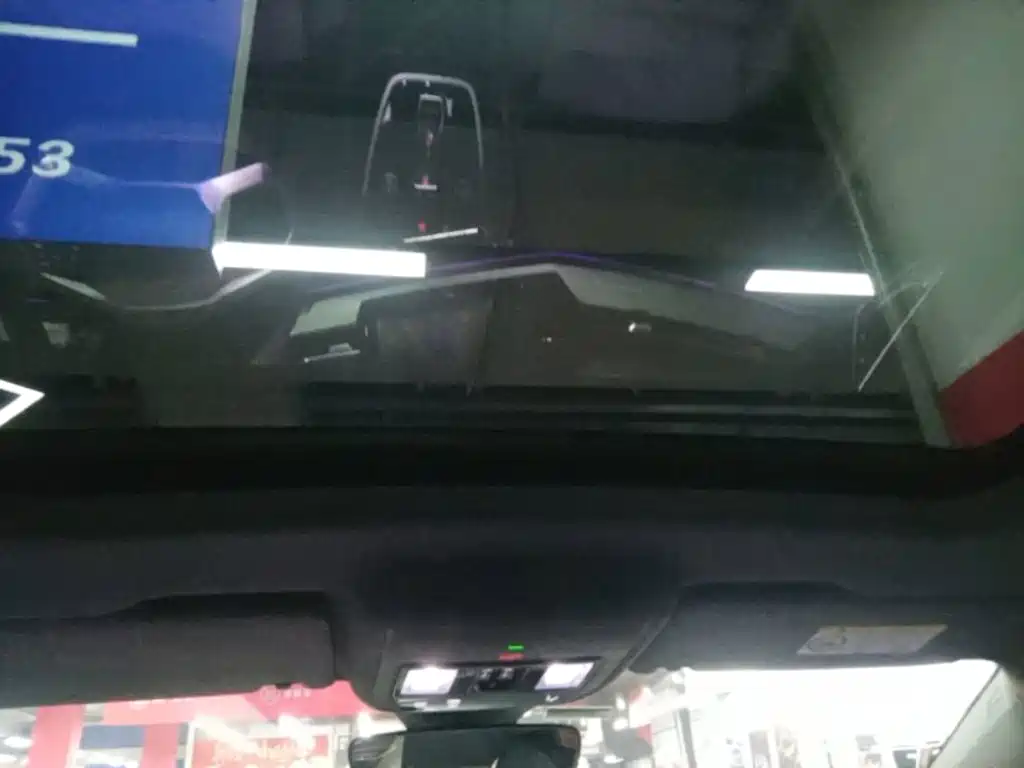 Audi Q4 e-tron — миниатюра 18