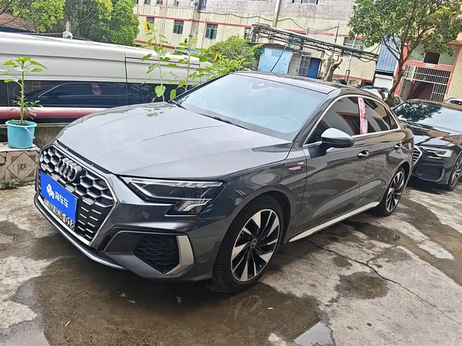 Купить Audi A3