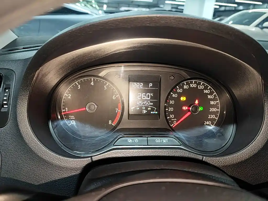 Volkswagen Polo — миниатюра 8