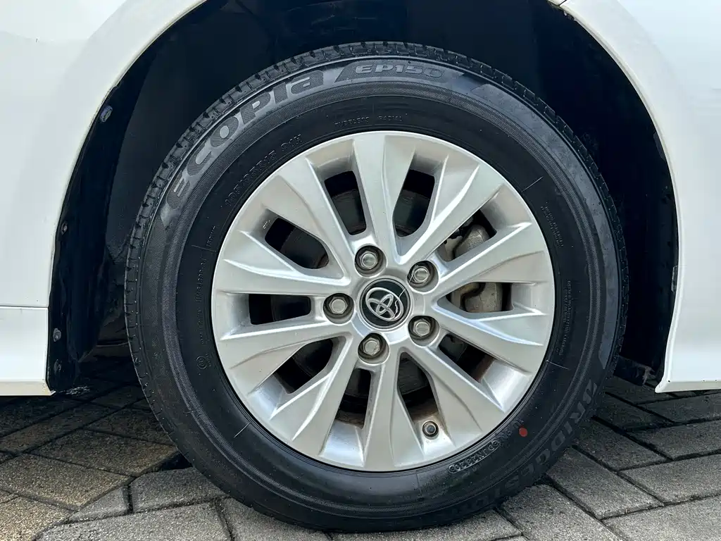 Toyota Corolla — миниатюра 9