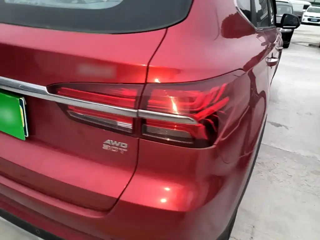 Roewe RX5 — миниатюра 8