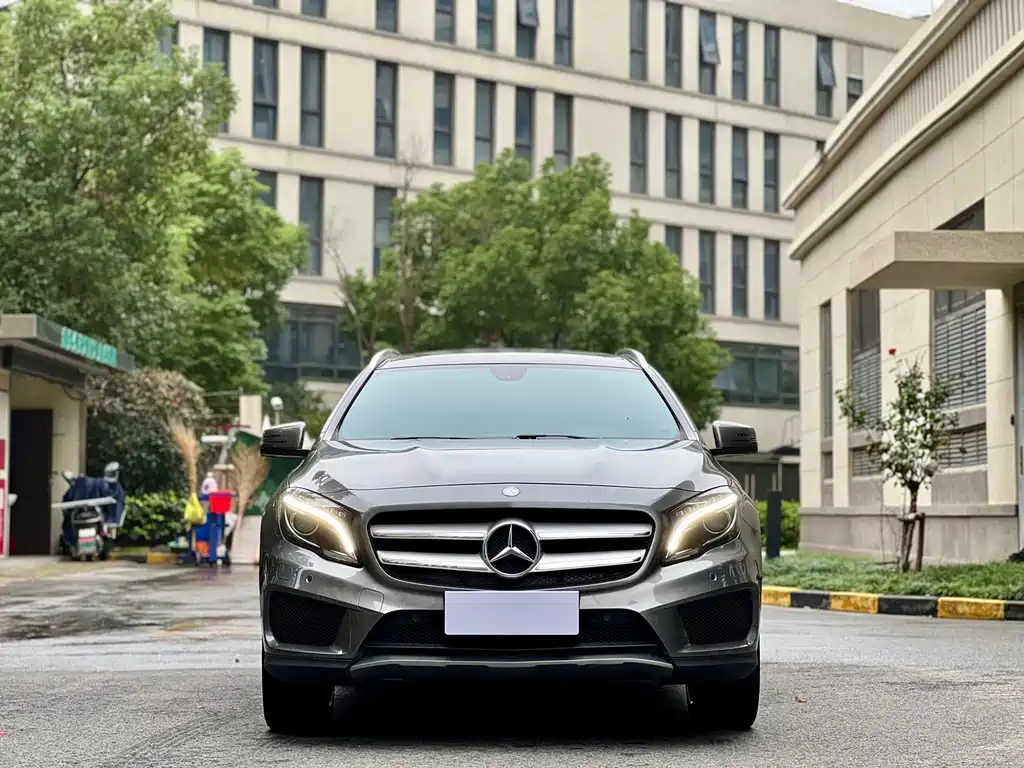Mercedes-Benz GLA — миниатюра 2