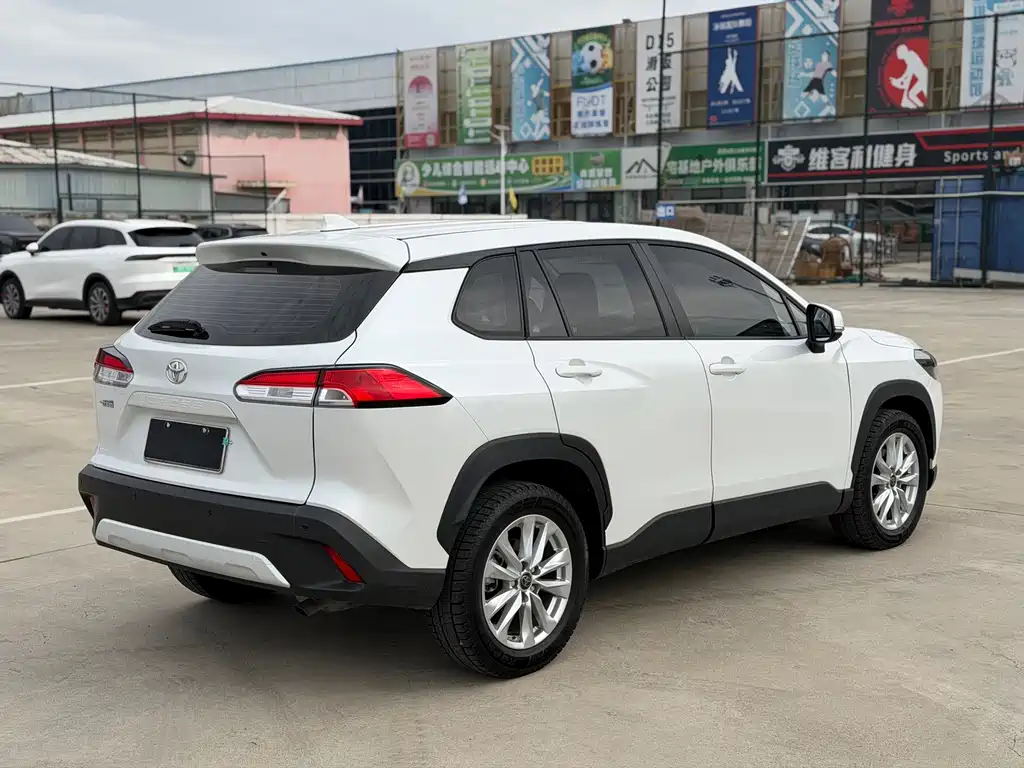 Toyota Corolla Cross — миниатюра 6