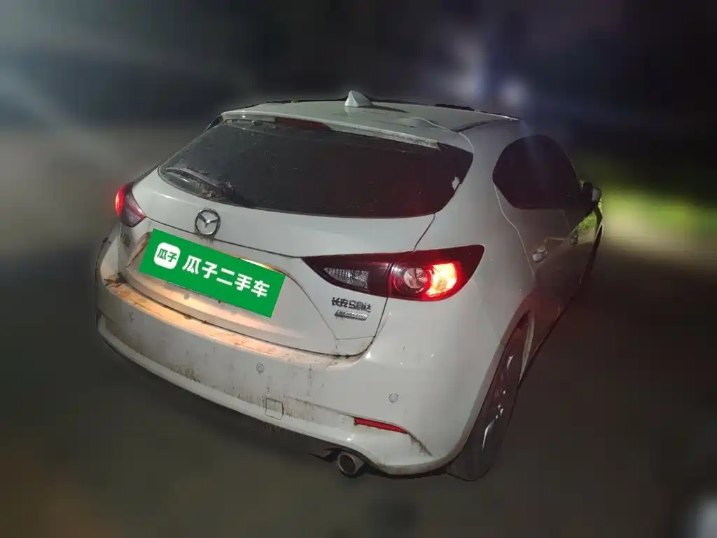 Mazda 3 Axela — миниатюра 4