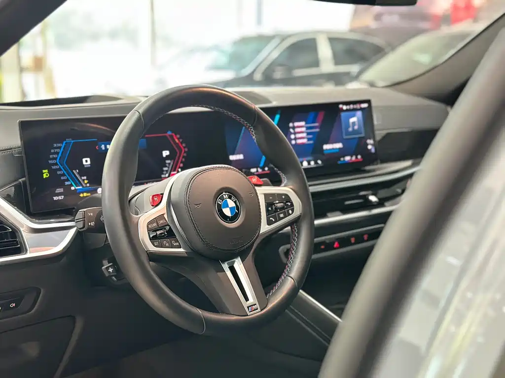 BMW X6 M — миниатюра 8