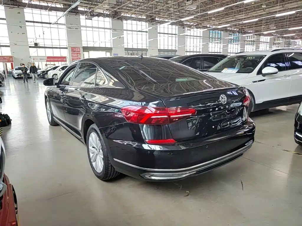 Volkswagen Passat — миниатюра 5