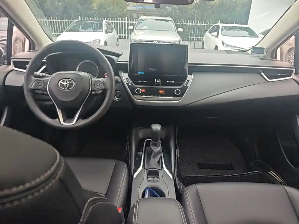 Toyota Corolla — миниатюра 14