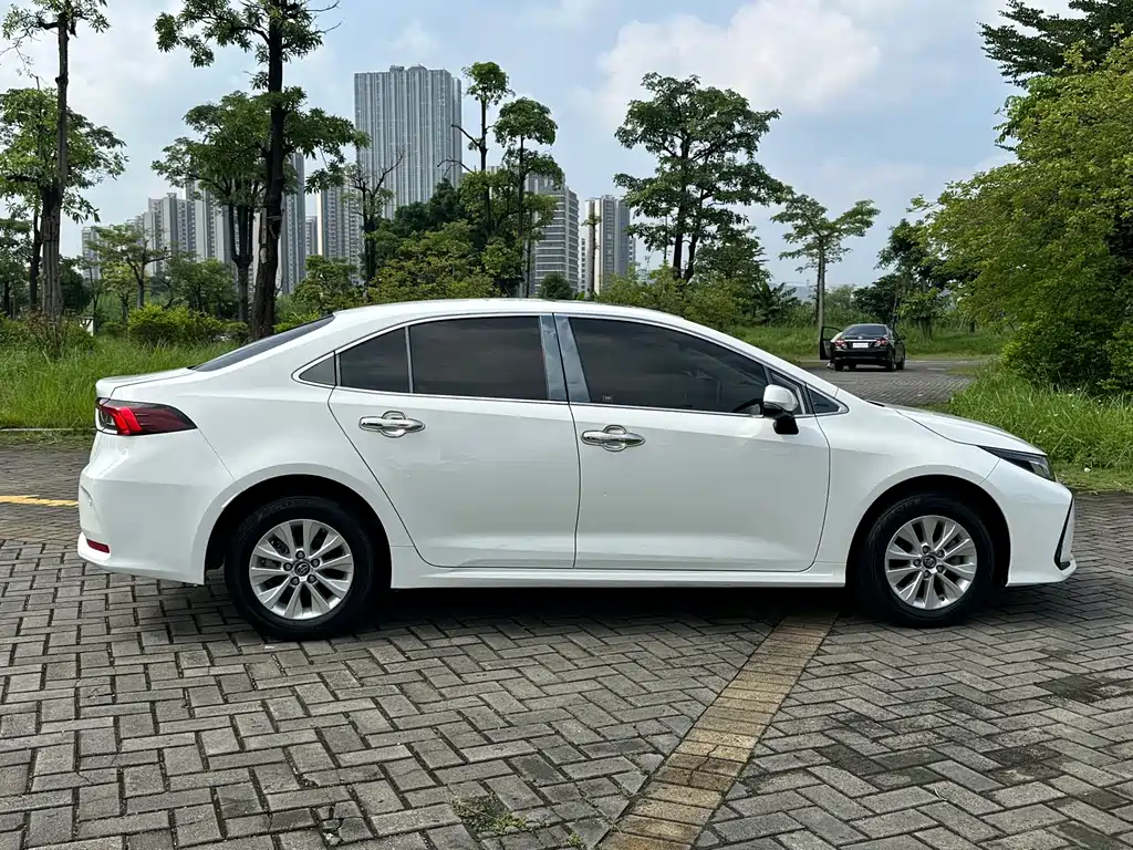 Toyota Corolla — миниатюра 19