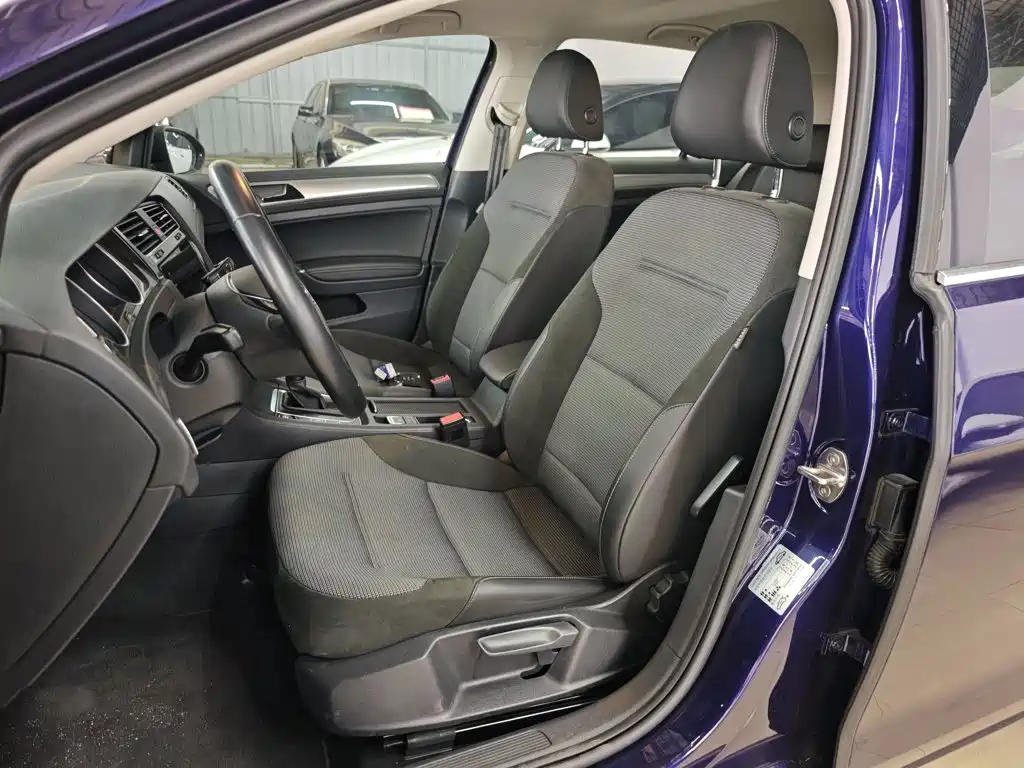 Volkswagen Golf — миниатюра 15