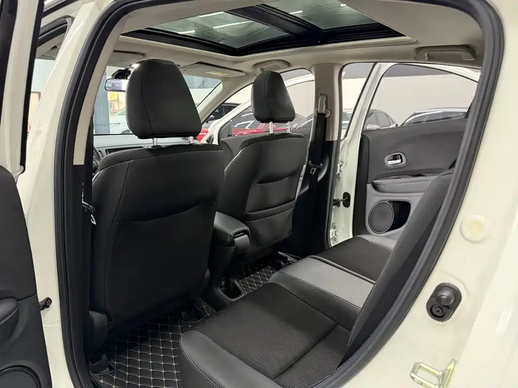 Honda Vezel — миниатюра 16