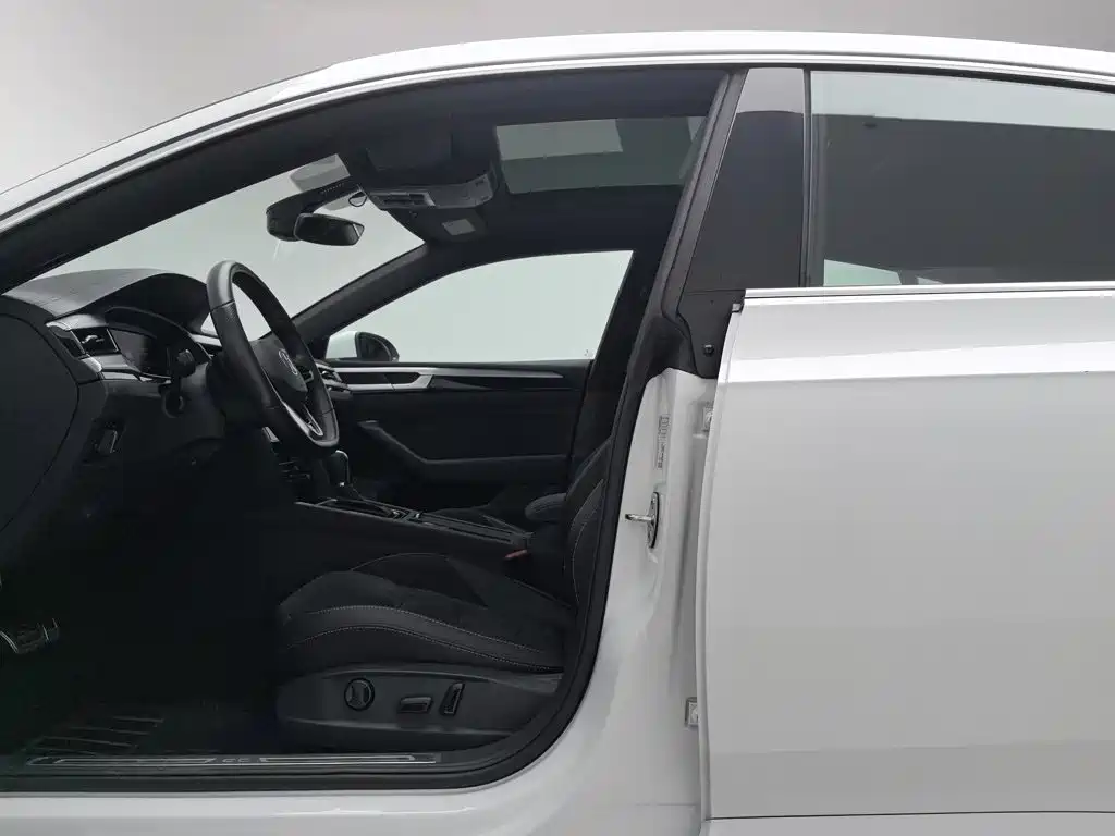 Volkswagen CC — миниатюра 10
