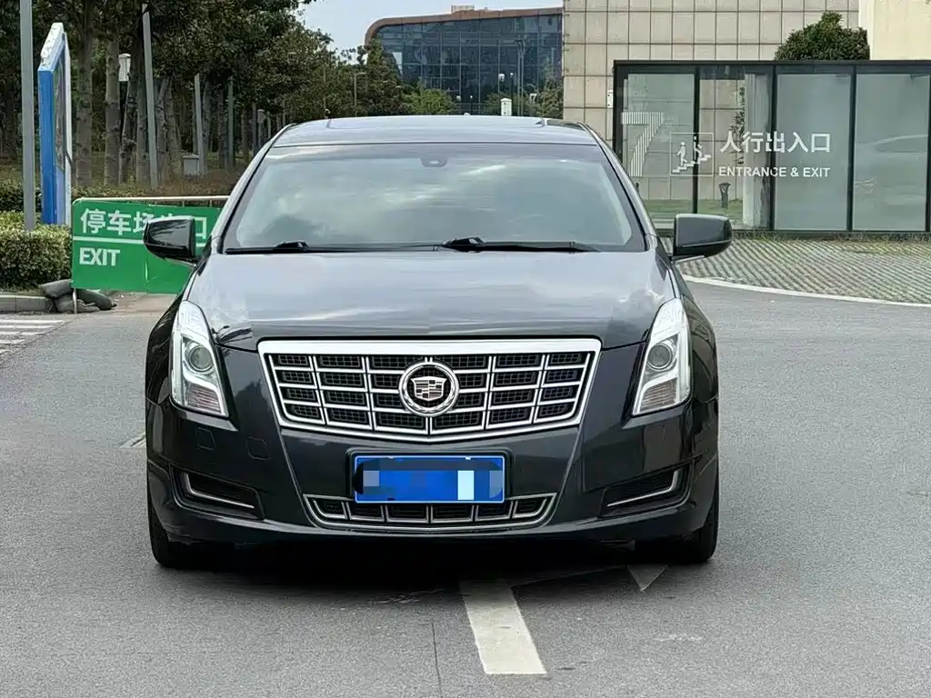 Cadillac XTS — миниатюра 2