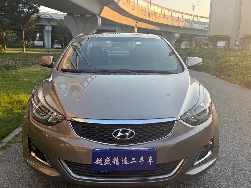Hyundai Elantra Langdong — миниатюра 2