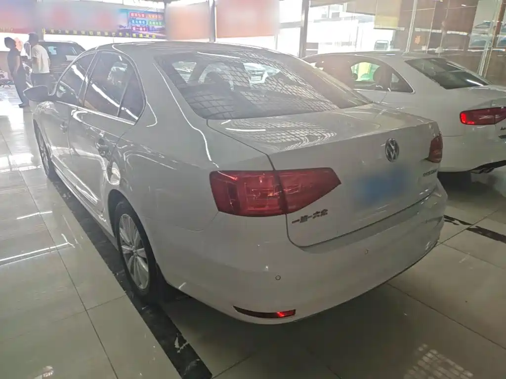 Volkswagen Sagitar — миниатюра 5