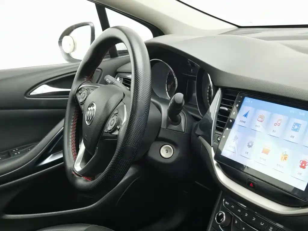 Buick Verano — миниатюра 22