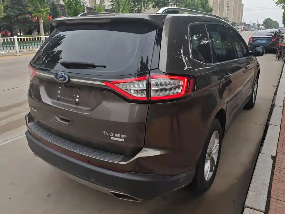 Ford Edge — миниатюра 3