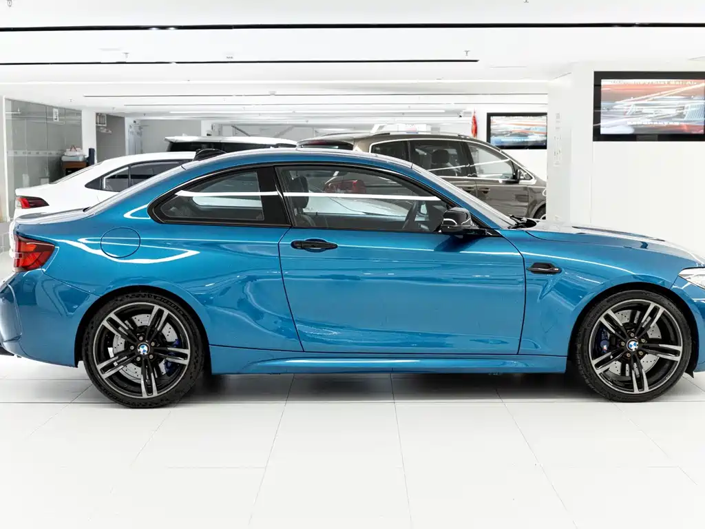 BMW M2 — миниатюра 6