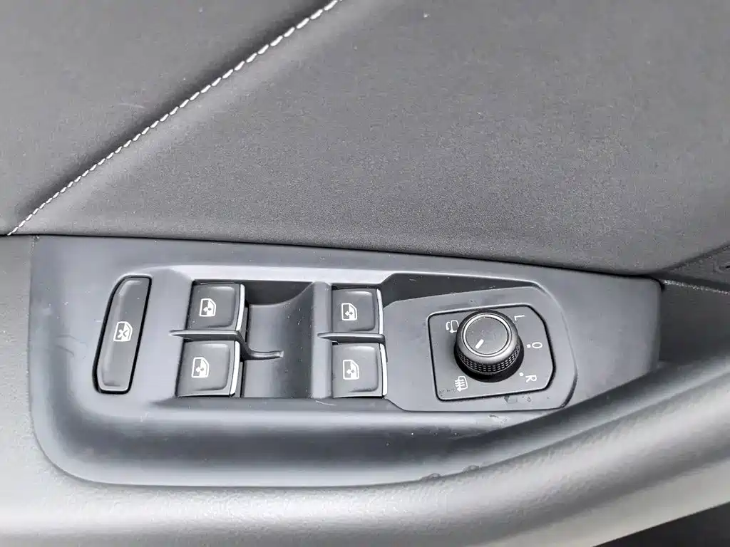 Volkswagen CC — миниатюра 9