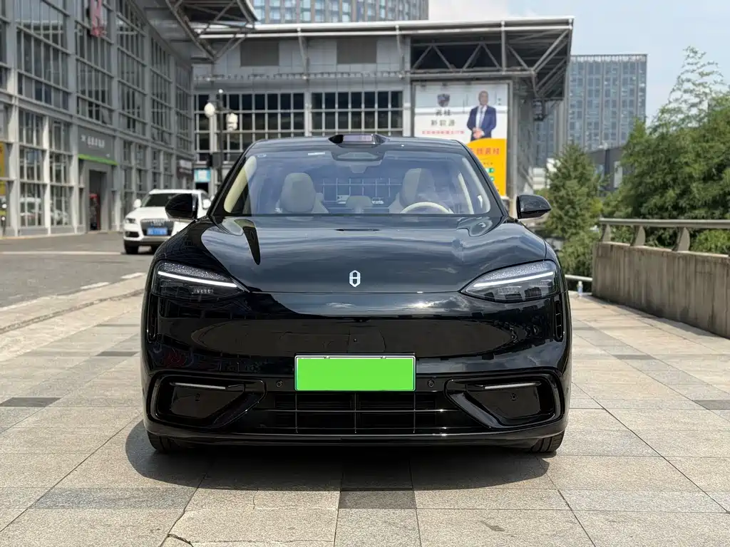 AITO AITO M6 — миниатюра 2