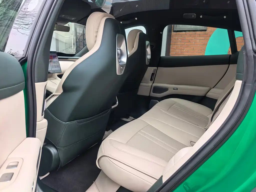 XIAOMI CAR XIAOMI YU7