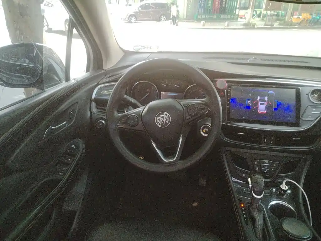 Buick Envision Plus — миниатюра 3