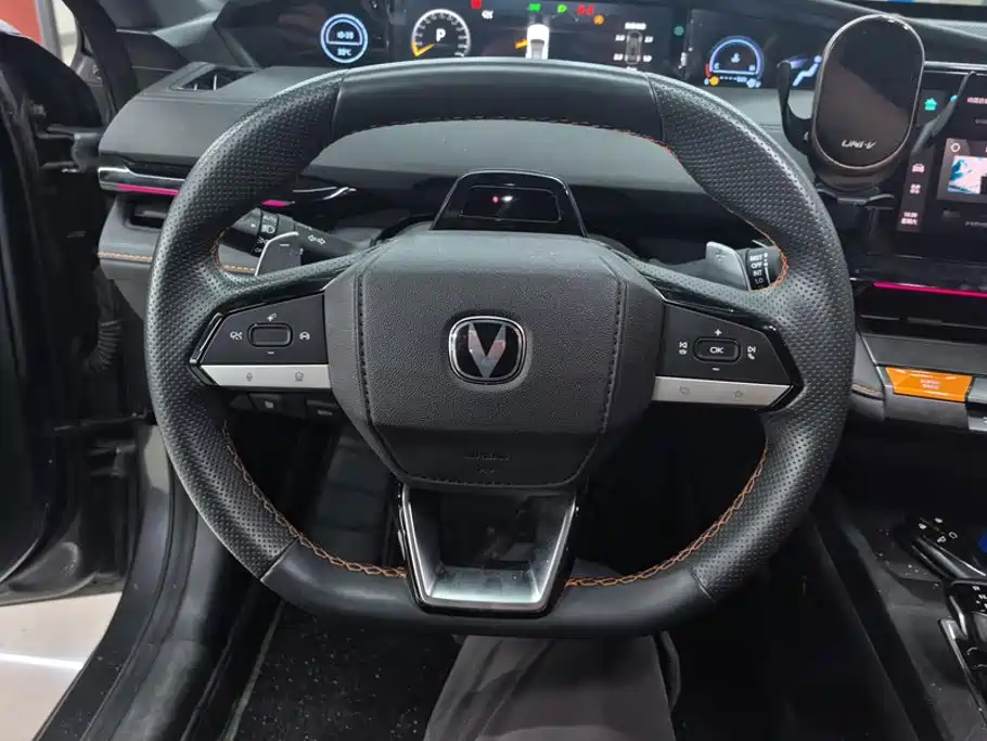 Changan UNI-V — миниатюра 15