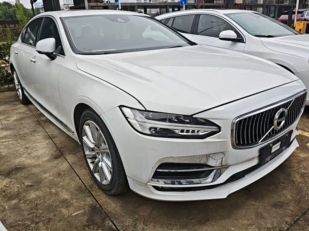 Volvo S90 — миниатюра 4