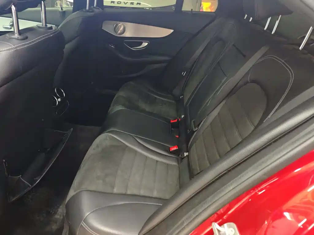Mercedes-Benz C-Class — миниатюра 13