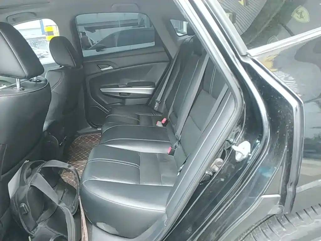 Honda Crosstour — миниатюра 13