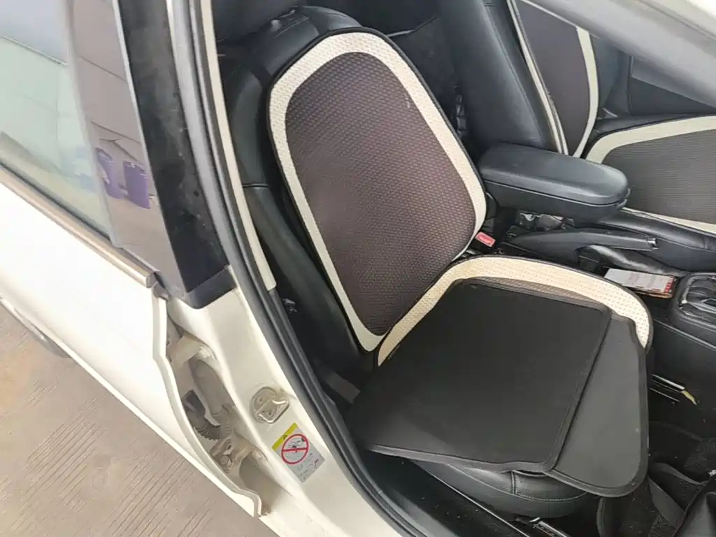 Volkswagen Santana — миниатюра 25