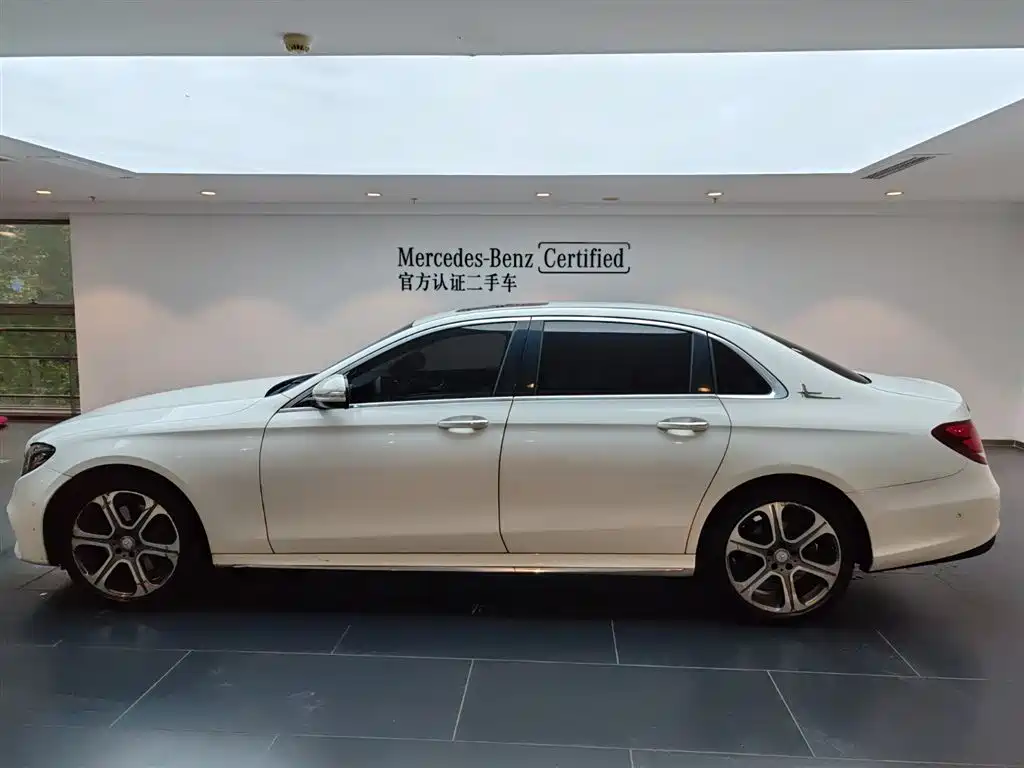 Mercedes-Benz E-Class E 2017 E 300 L Sport Fashion